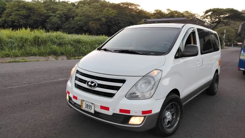 Hyundai H1 Van