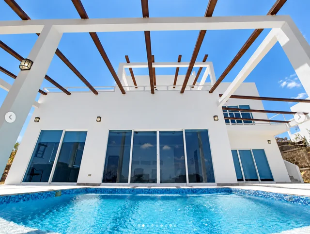 Private pool and house terraces